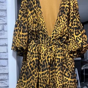 PrettyLittleThing Yellow Leopard Ballon Dress
